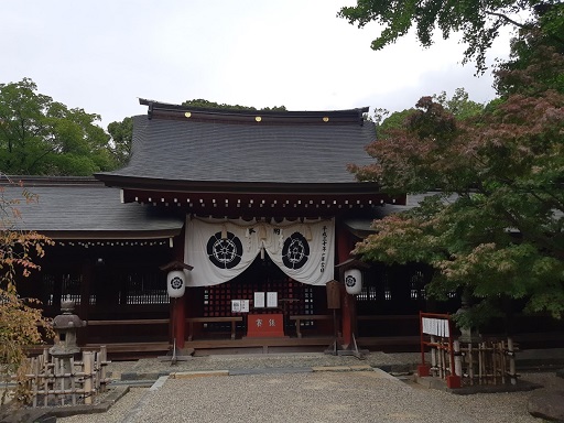 富部神社の拝殿