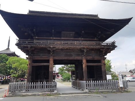 鳳凰山 甚目寺(甚目寺観音)の南大門